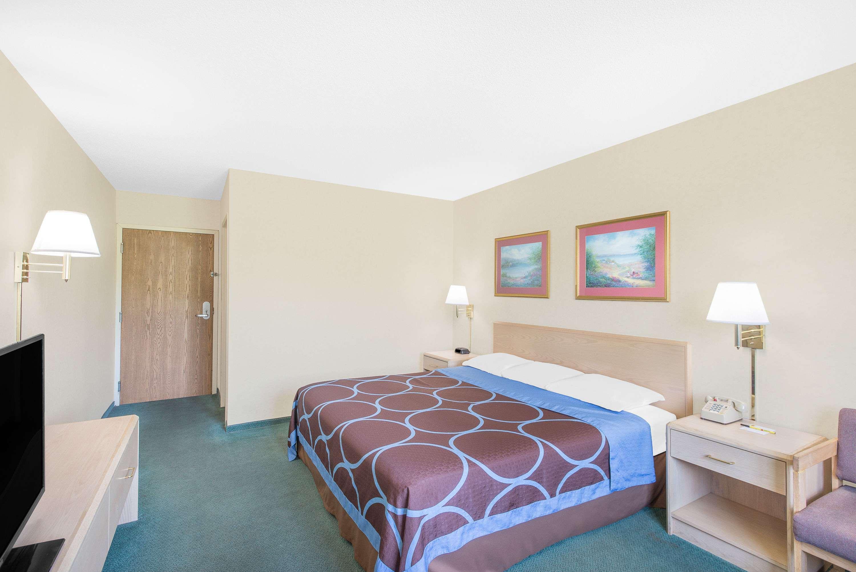 Super 8 By Wyndham Canandaigua Exterior foto